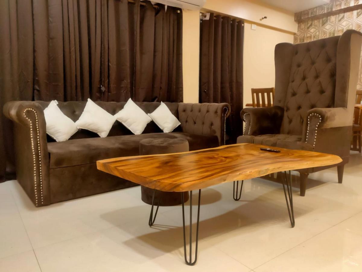 Osi Apartments Bandra West มุมไบ ภายนอก รูปภาพ