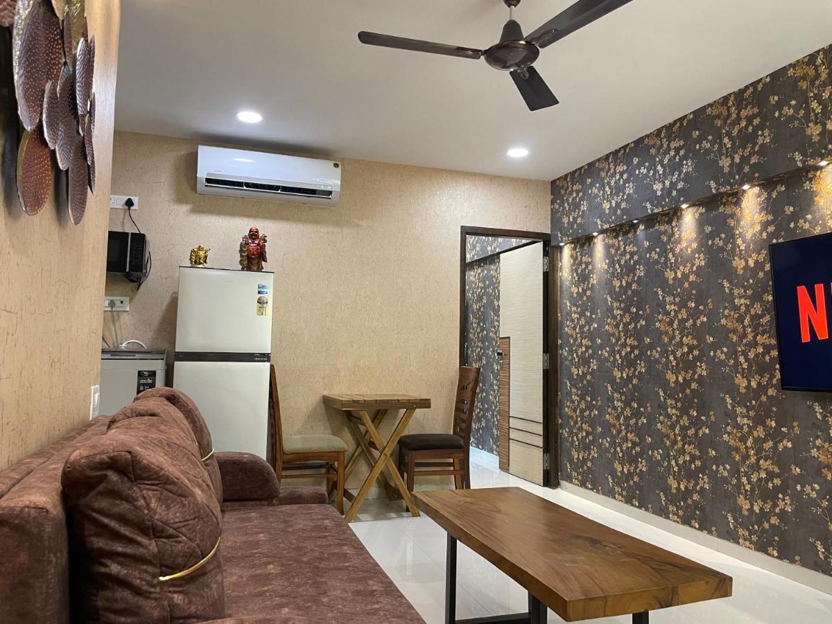 Osi Apartments Bandra West มุมไบ ภายนอก รูปภาพ